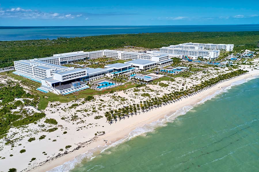 Beach-hotel-riu-palace-costa-mujeres-3.jpg