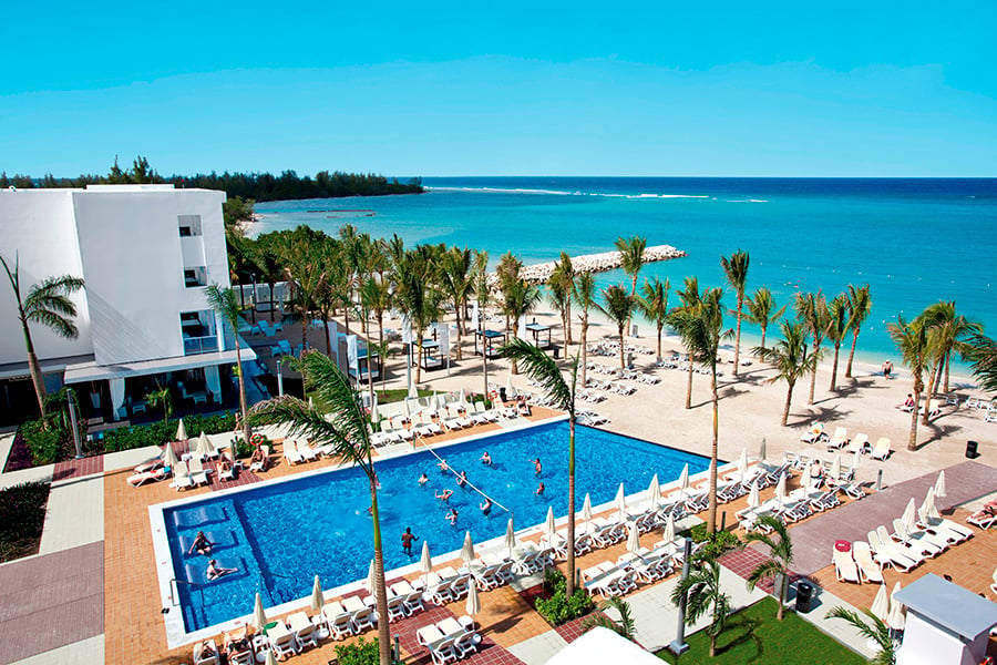 pool-activities-riu-palace-jamaica.jpg