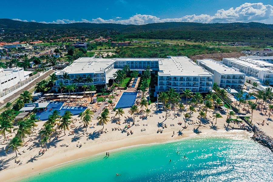 Beach-riu-palace-jamaica-2.jpg