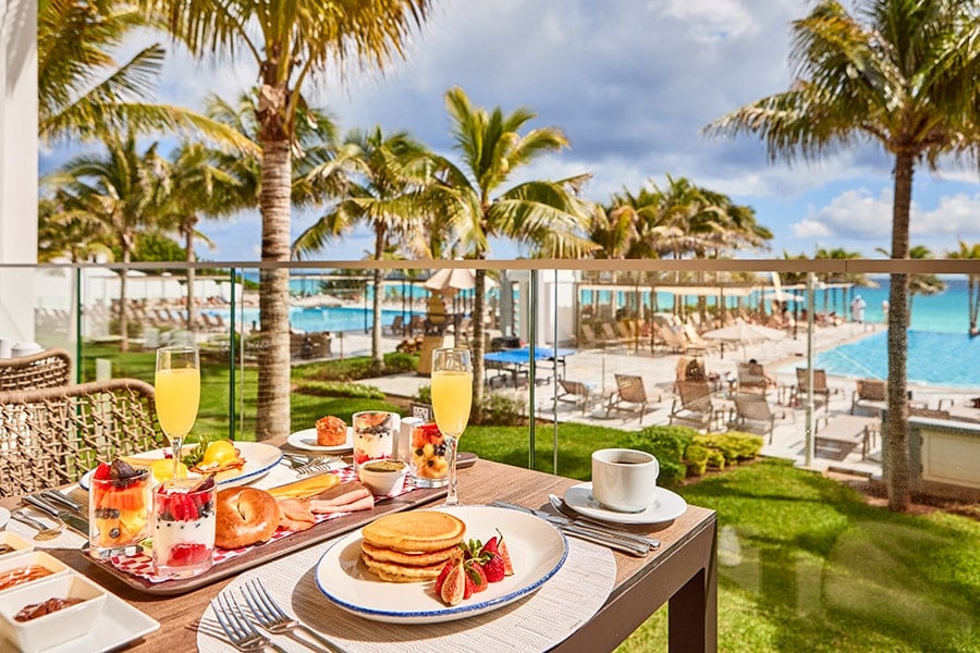 breakfast-elite-club-hotel-riu-palace-kukulkan.jpg