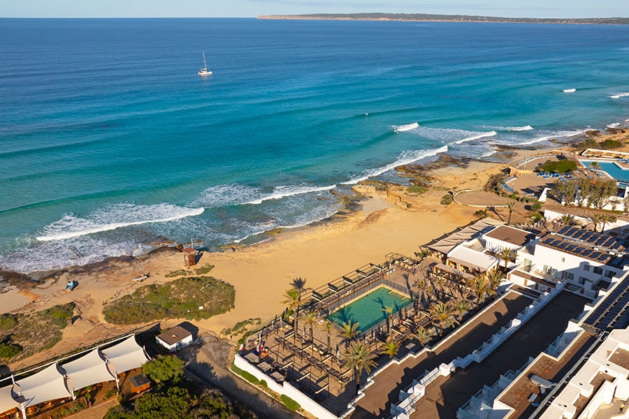 beach-riu-palace-la-mola-2.jpg