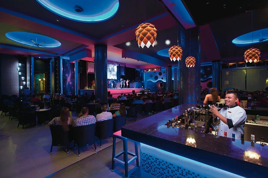 Bar-la-terraza-hotel-riu-palace-las-americas.jpg