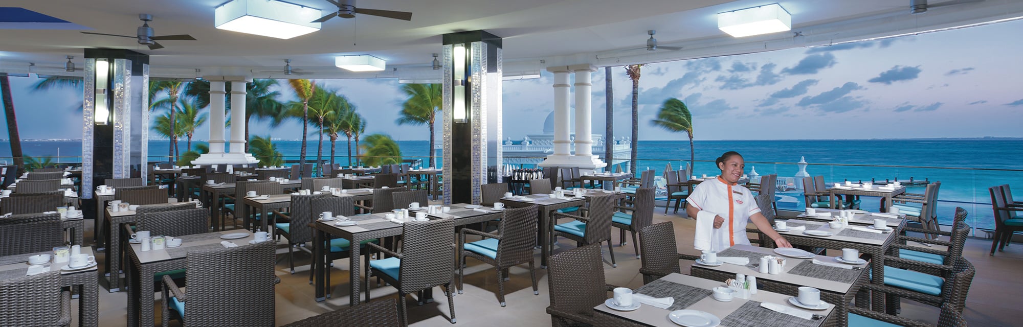 hero-gastronomy-hotel-riu-palace-las-americas-2.jpg