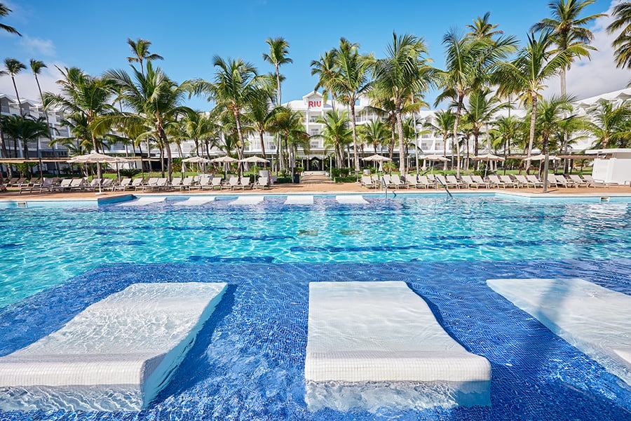 Pool-riu-palace-macao-6.jpg