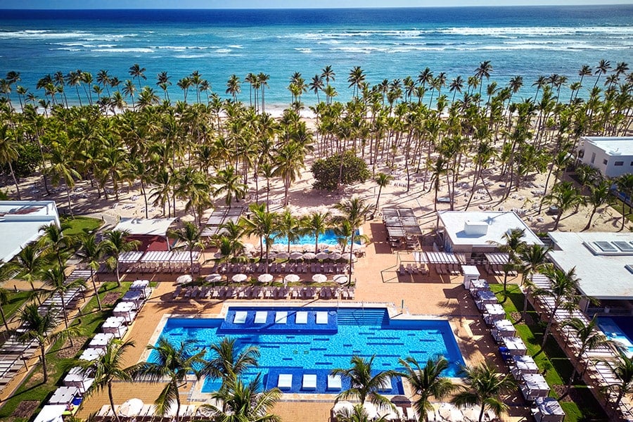 pool-riu-palace-macao.jpg