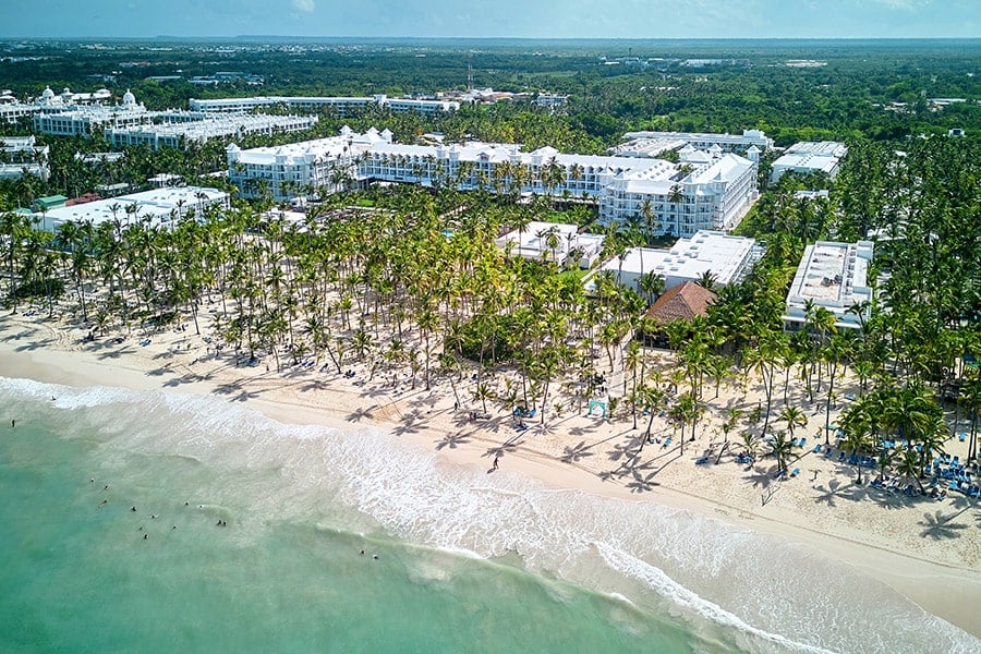 beach-riu-palace-macao.jpg