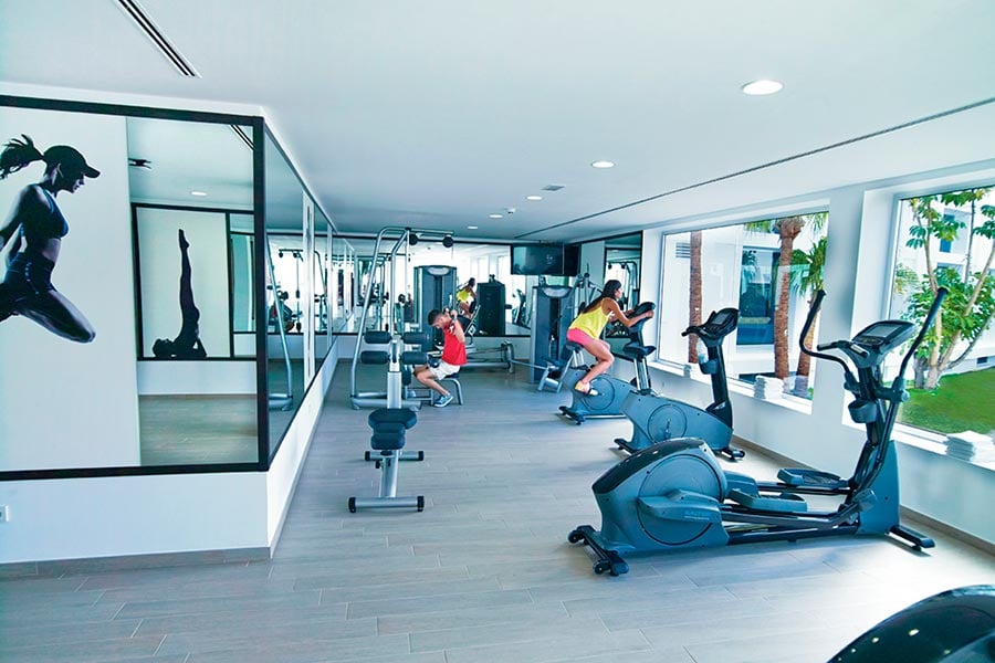 Gimnasio-gymn-meloneras.jpg