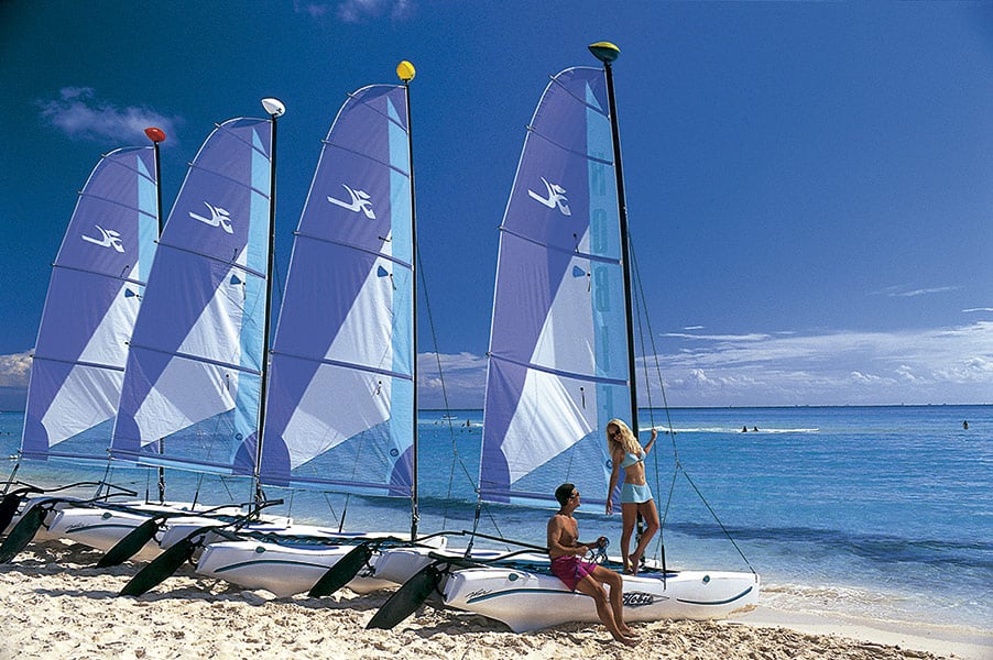 Water-sports-riu-palace-mexico-2.jpg