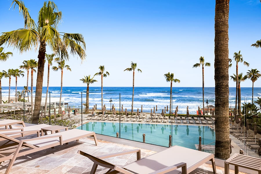 Pool-hotel-riu-palace-nautilus.jpg
