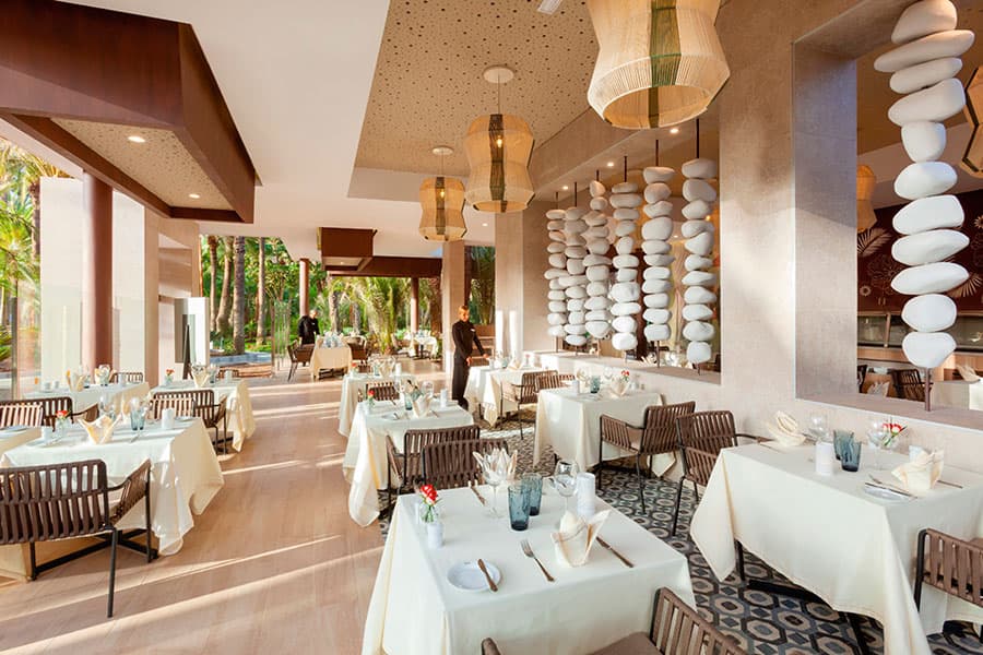 restaurante-hotel-riu-palace-oasis-10.jpg