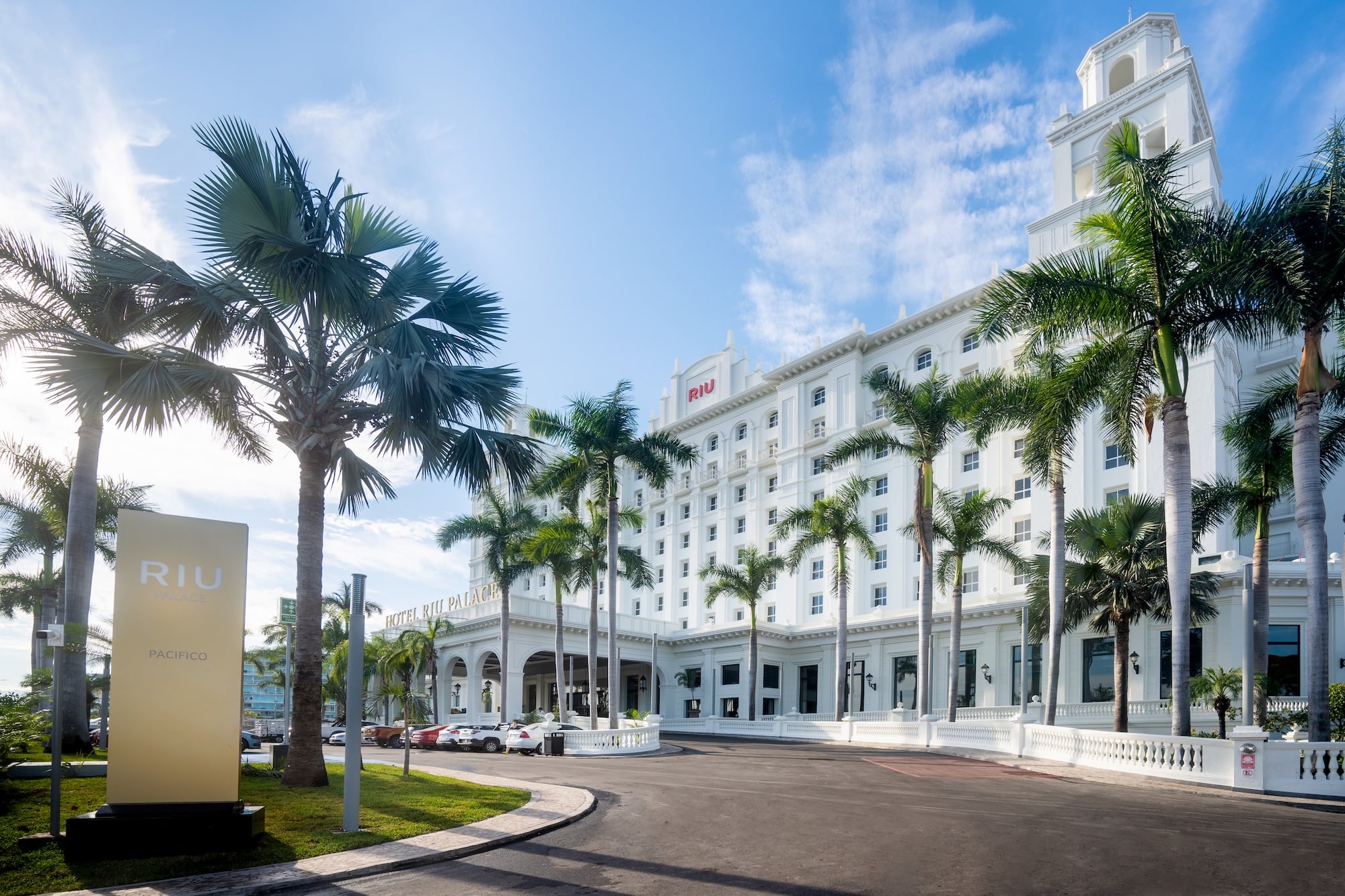hero-hotel-palace-pacifico-v2.jpg