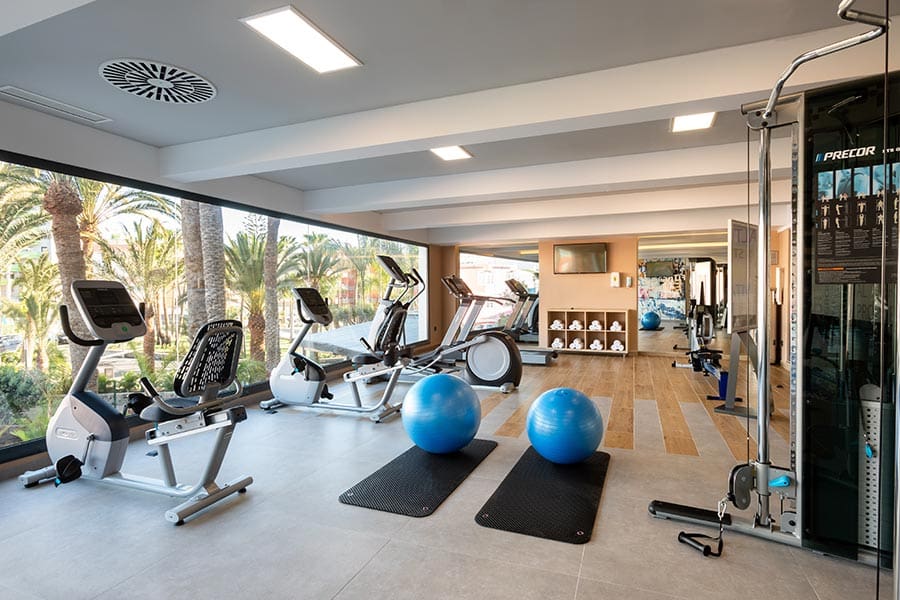 Gimnasio-hotel-riu-palace-palmeras-2.jpg