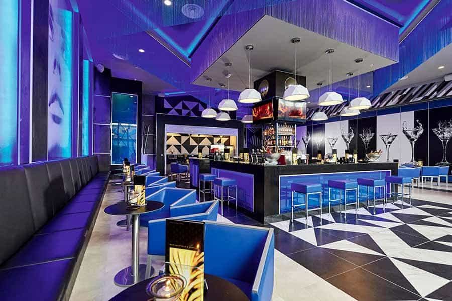 Snack-bar-riu-palace-paradise-island.jpg