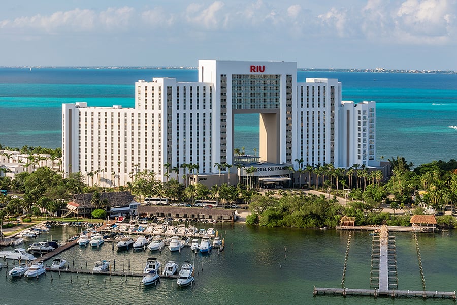 hotel-riu-palace-peninsula-1.jpg