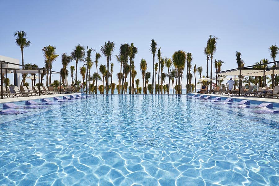 pool-riu-palace-riviera-maya-3.jpg