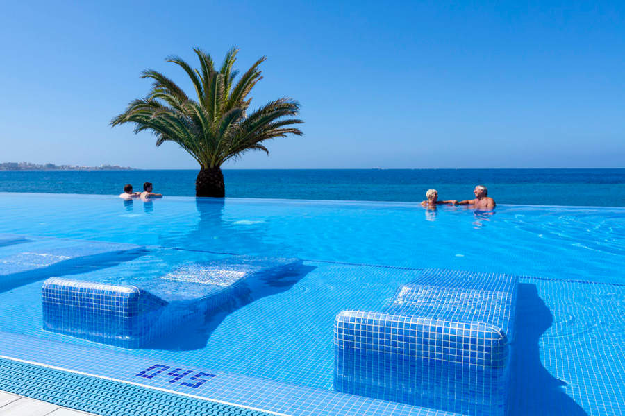 piscina-riu-palace-tenerife-02.jpg
