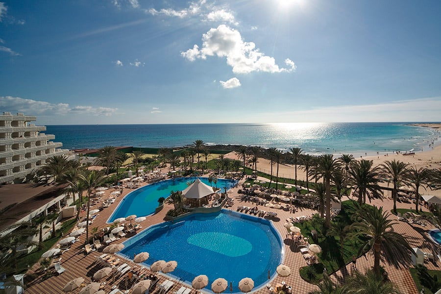 Pool-riu-palace-3-islas-2.jpg