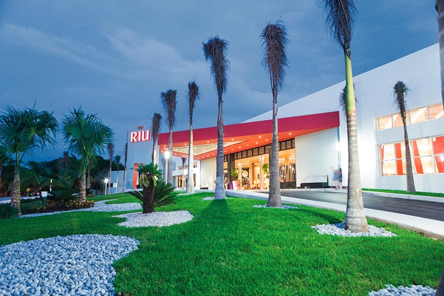 hotel-riu-playacar-4.jpg