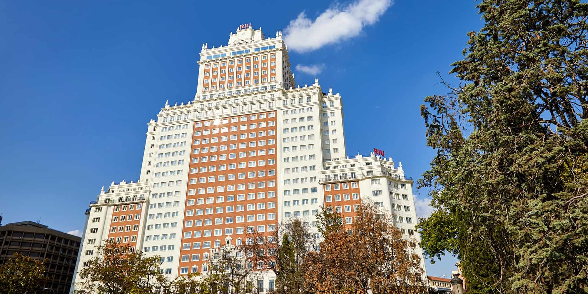 hero-riu-plaza-espana.jpg