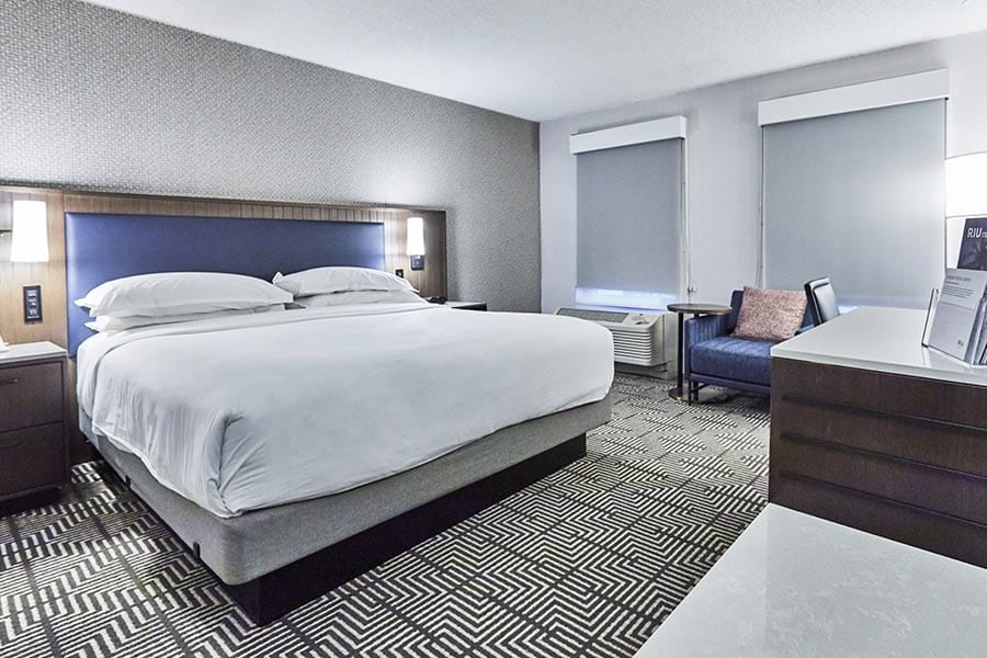 Deluxe com cama king