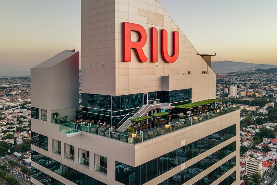 hotel-riu-plaza-guadalajara-4.jpg