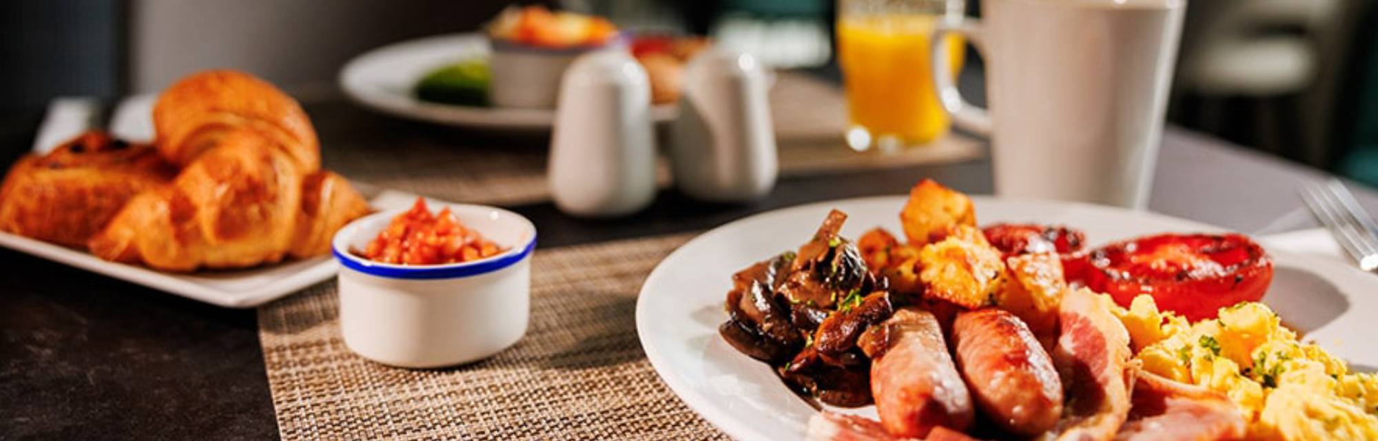 hero-gastronomy-riu-plaza-london-victoria.jpg