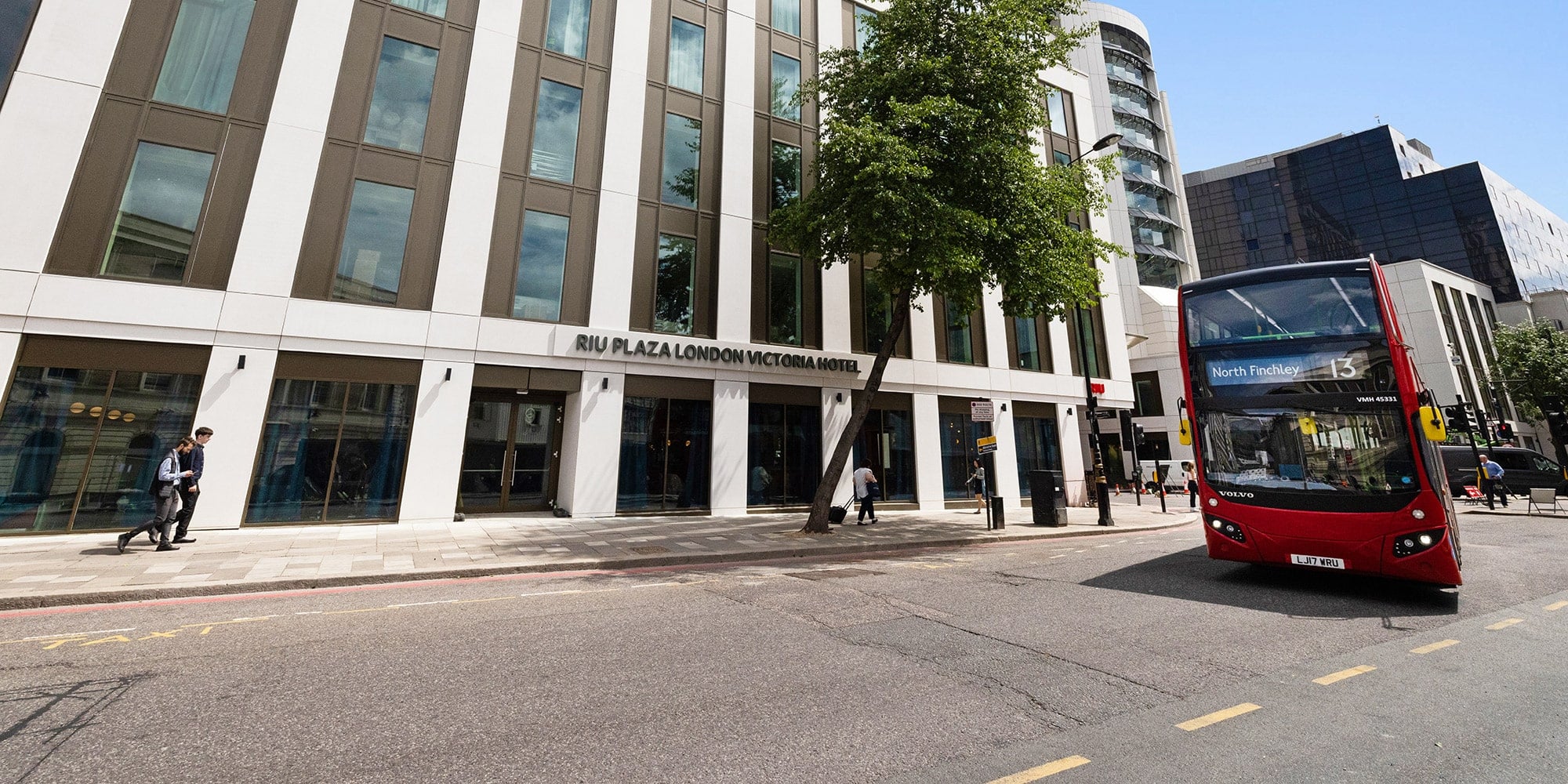 hero-riu-plaza-london-victoria.jpg