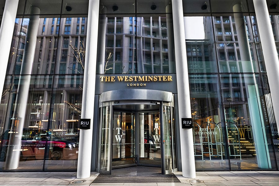 entrance-riu-plaza-london-the-westmisnter.jpg