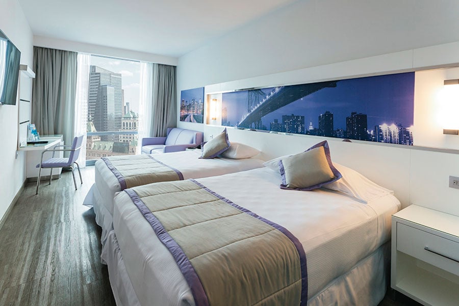 DFT-room-riu-plaza-new-york-times-square.jpg
