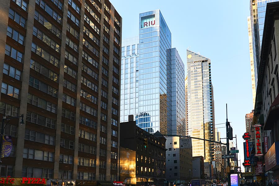 building-riu-plaza-new-york-times-square-9.jpg