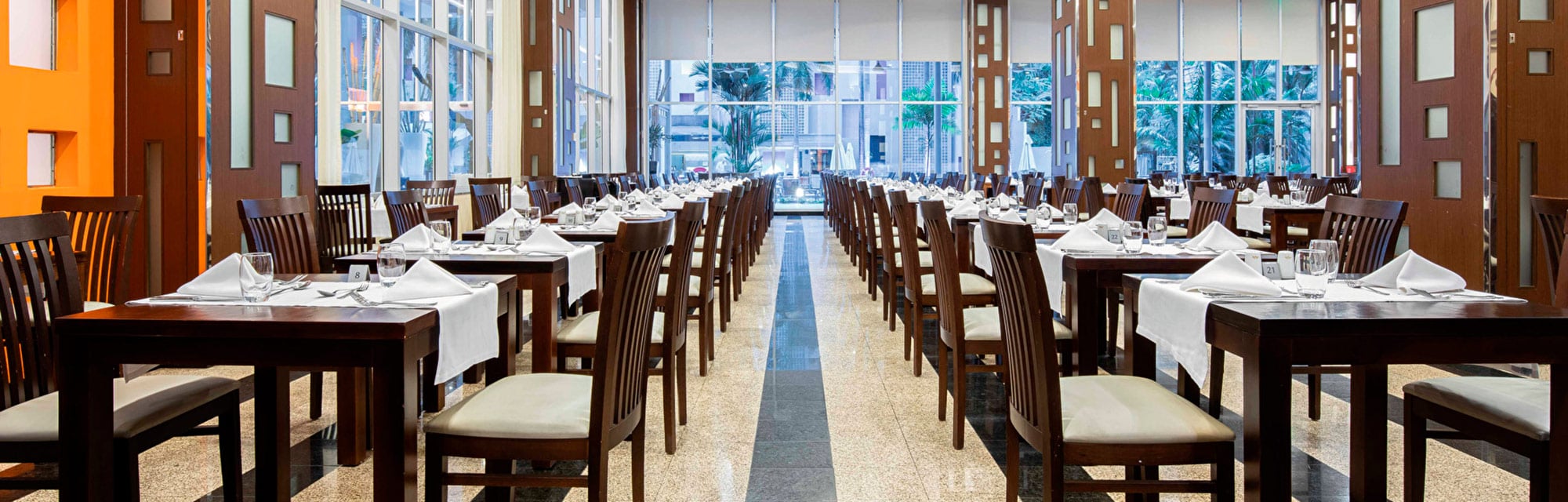 hero-gastronomy-riu-plaza-panama.jpg