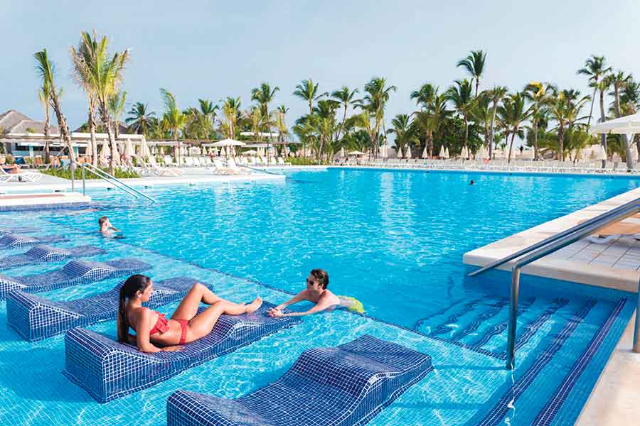 pool-hotel-riu-republica-7.jpg