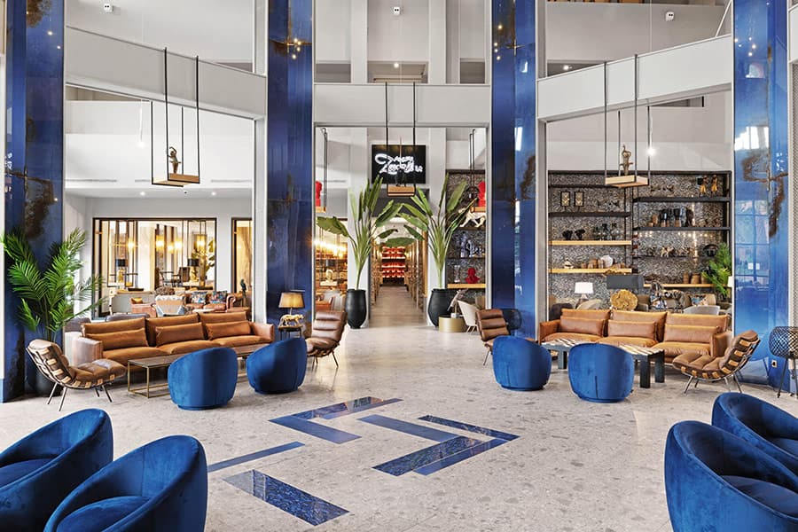 Bar-lobby-riu-tikida-garden.jpg