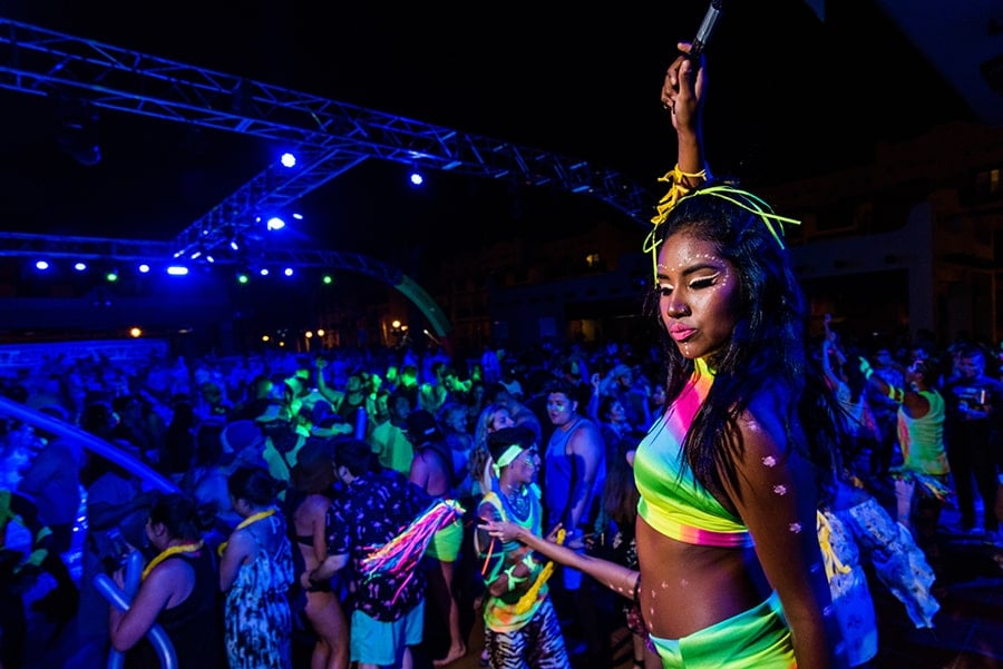 riu-party-38.JPG