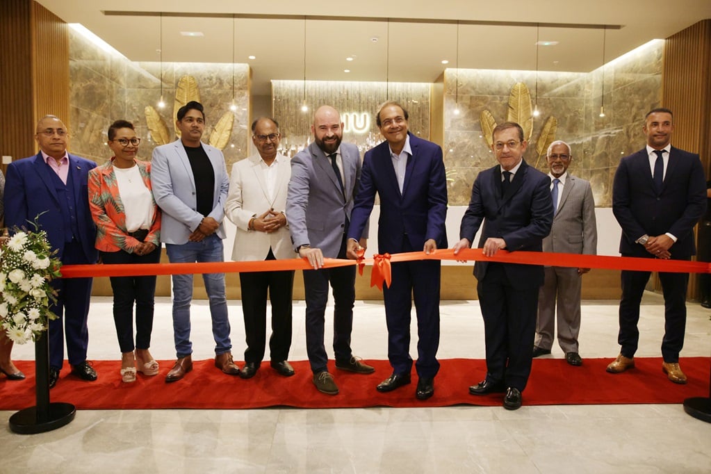 The Deputy Prime Minister of Mauritius inaugurates RIU’s two new hotels in this destination