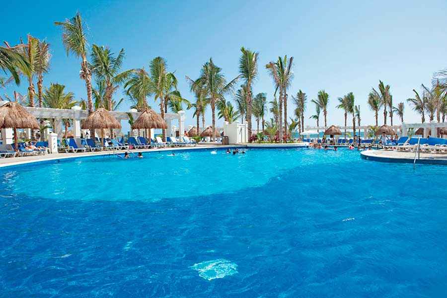 Hotel Riu Emerald Bay All Inclusive Playa Brujas See Photos Of The Hotel 22