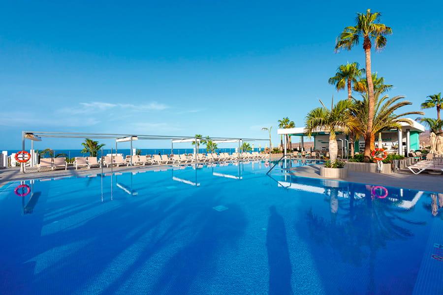 Riu vistamar store